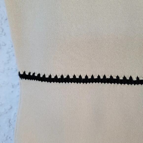 Per Se by Carlisle Sleeveless Blouse Beige Black Crochet Trim Women Size M - Picture 8 of 12
